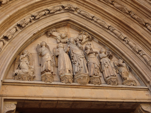 Basilica de Virgen de Los Desamparados.